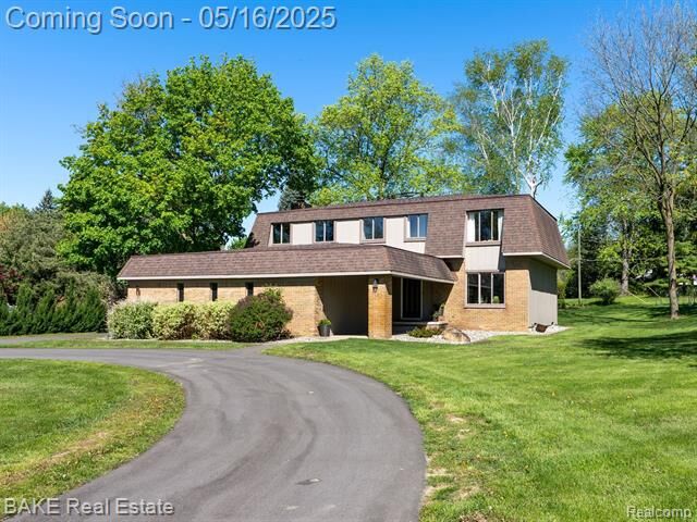 Property Photo: 45150 Mayo Drive MI 48167