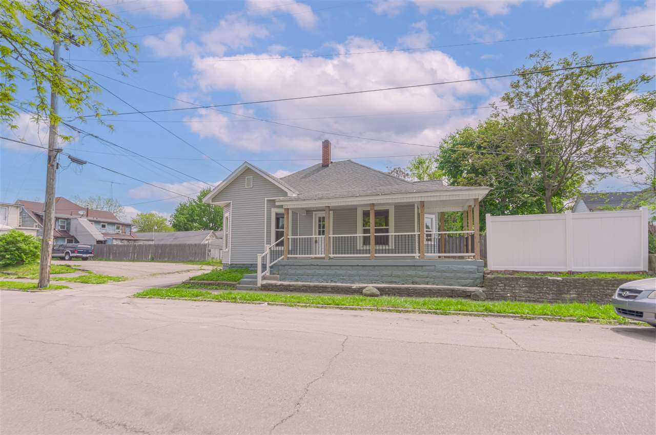 Property Photo:  413 NW 2nd Street  IN 47374 