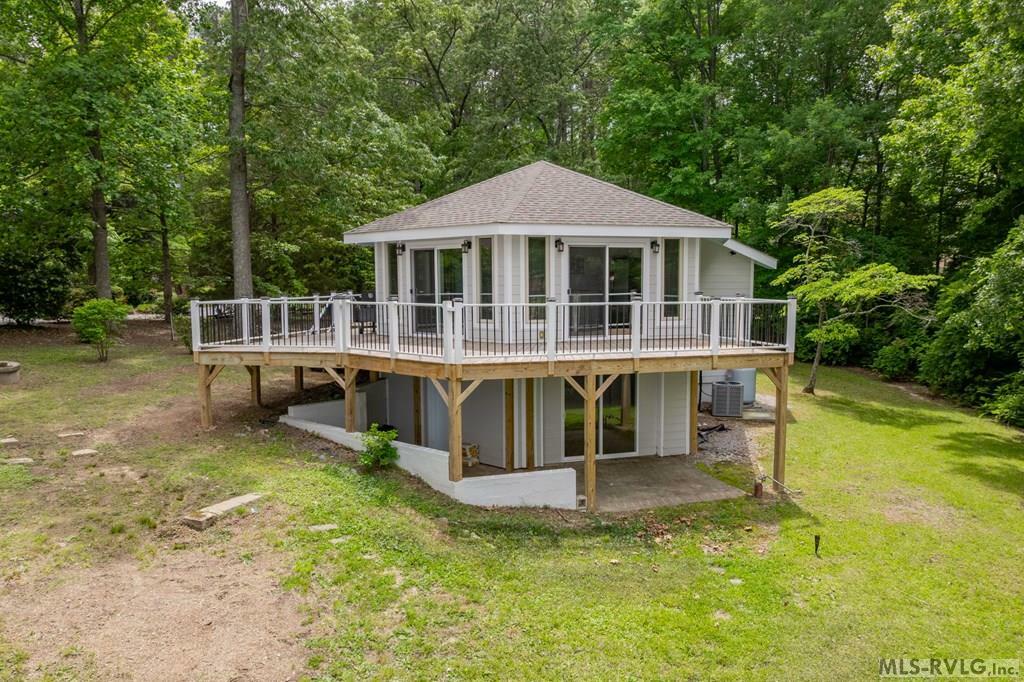 Property Photo:  156 W Dogwood Trl  NC 27850 