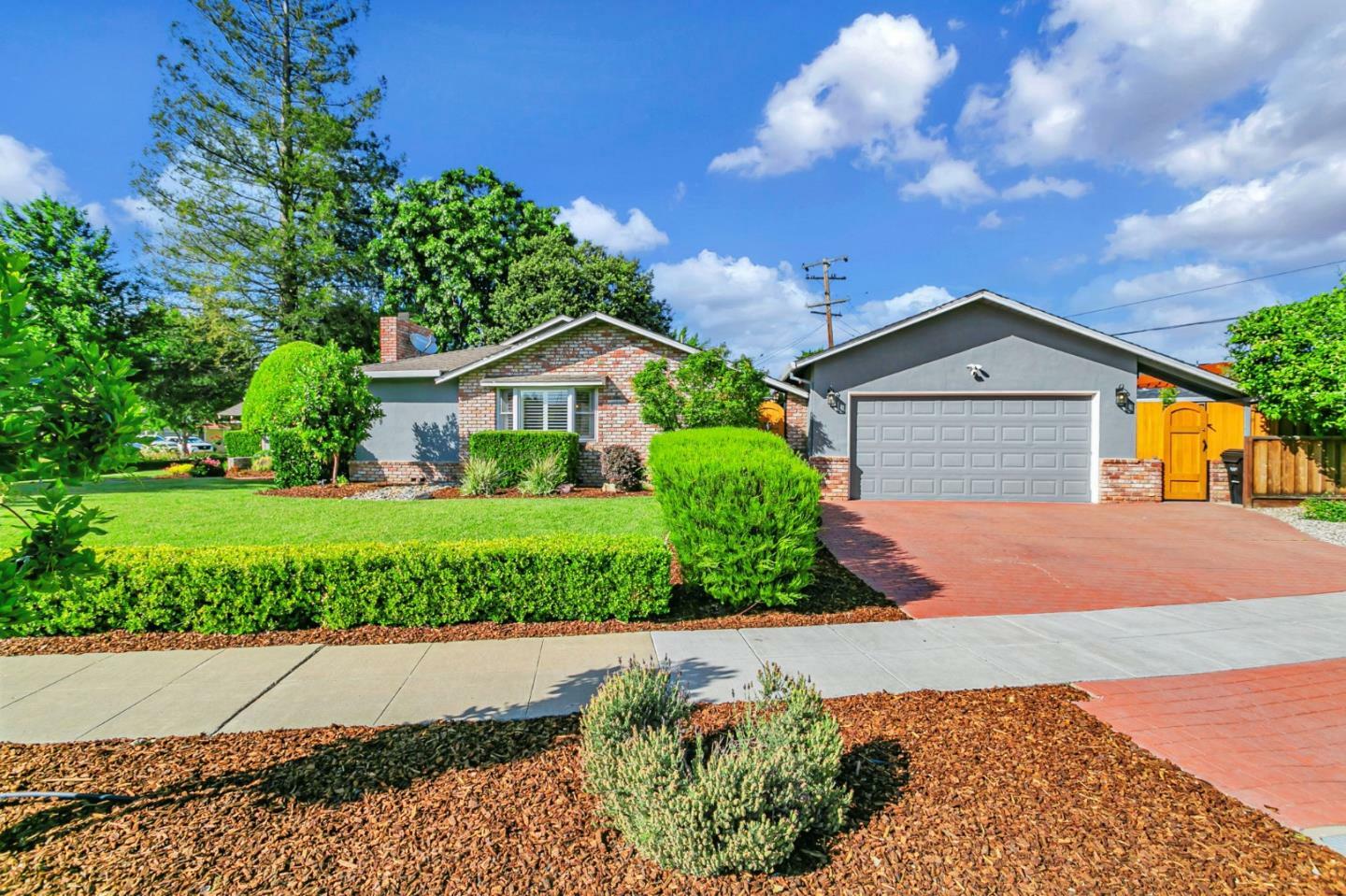 Property Photo: 2794 Gardendale Drive CA 95125