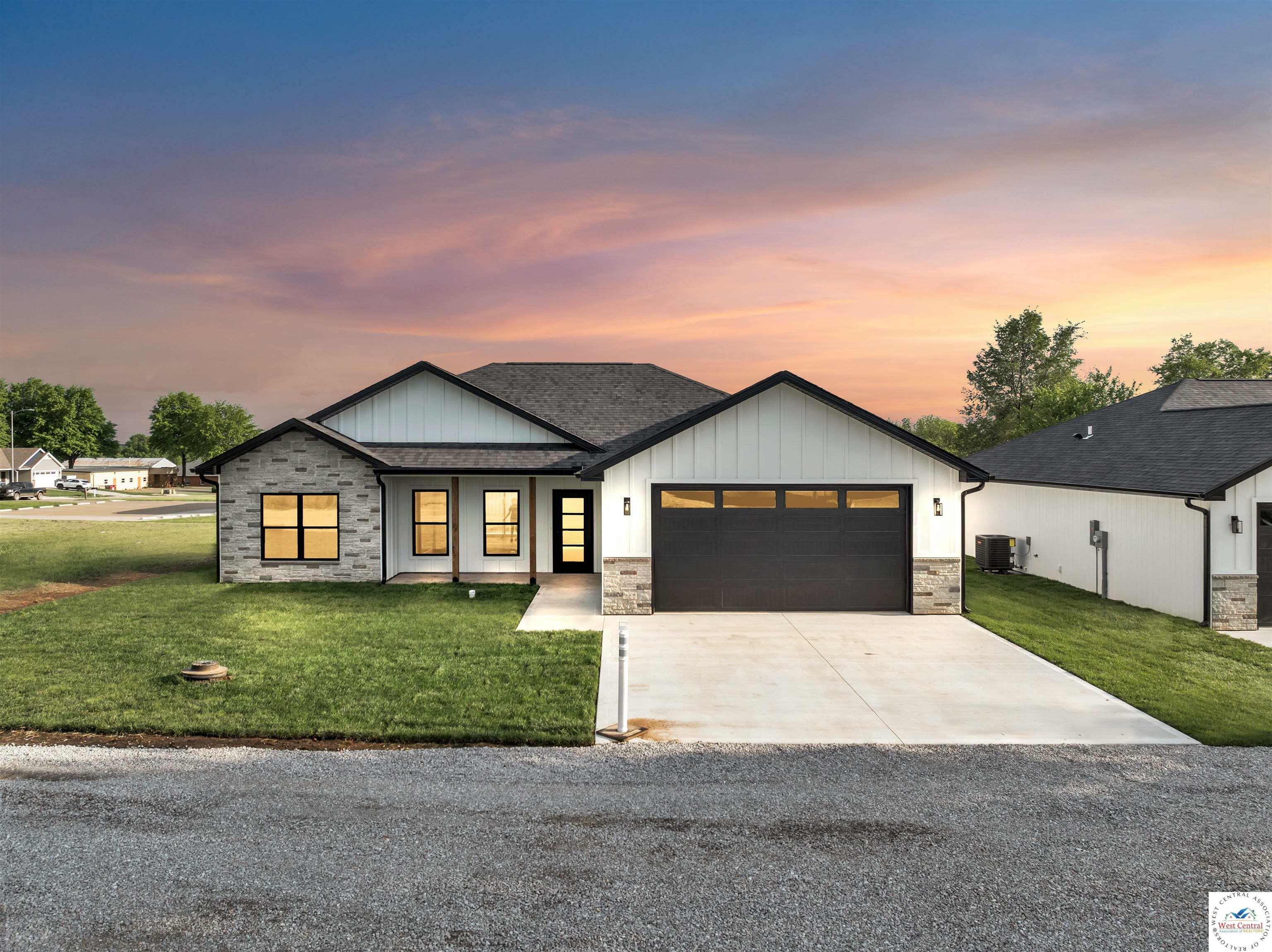 Property Photo: 3010 Aaron MO 65301