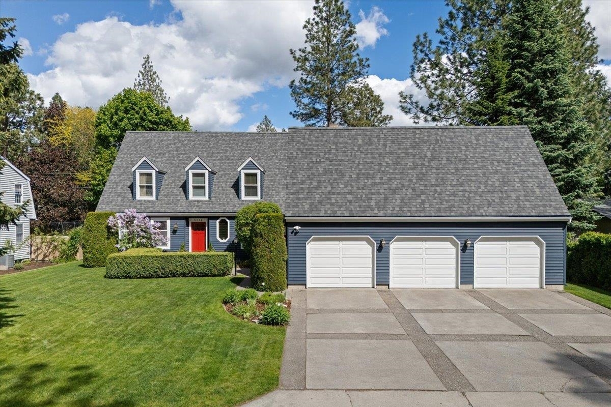 Property Photo: 5111 S Perry St WA 99223