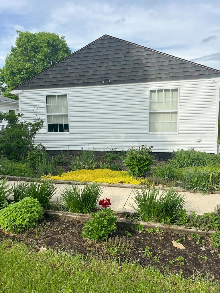 Property Photo: 470 Liberty Hill Road OH 45601