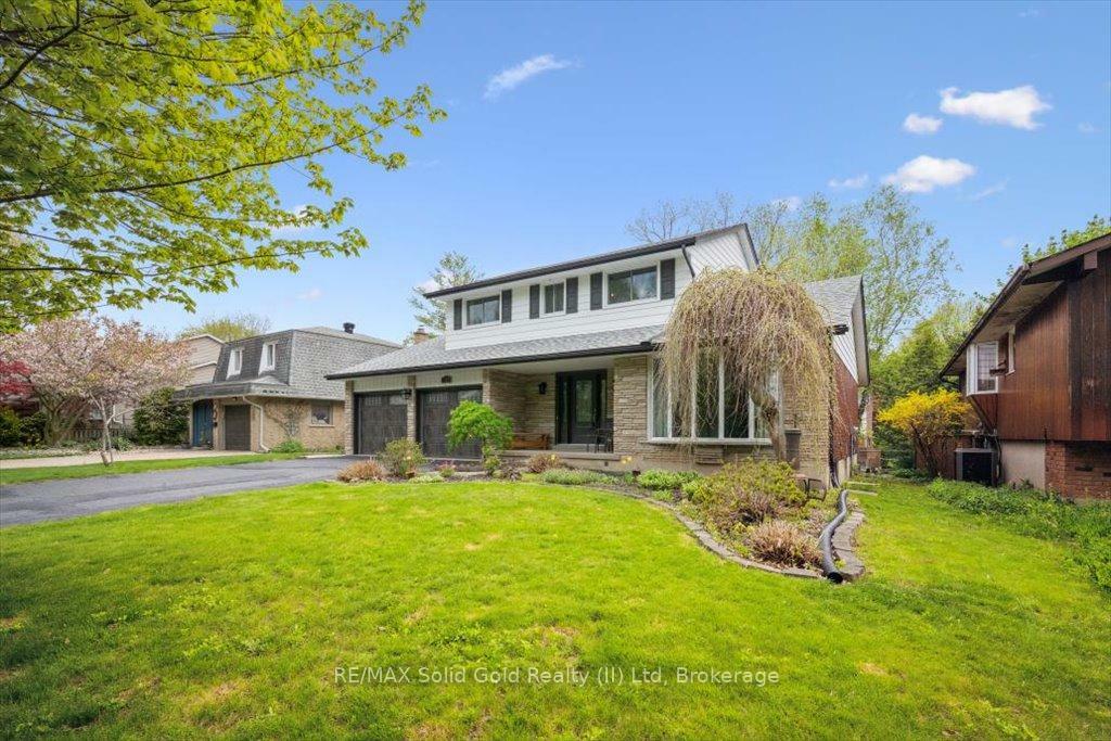 312 Craigleith Drive  Waterloo ON N2L 5B3 photo