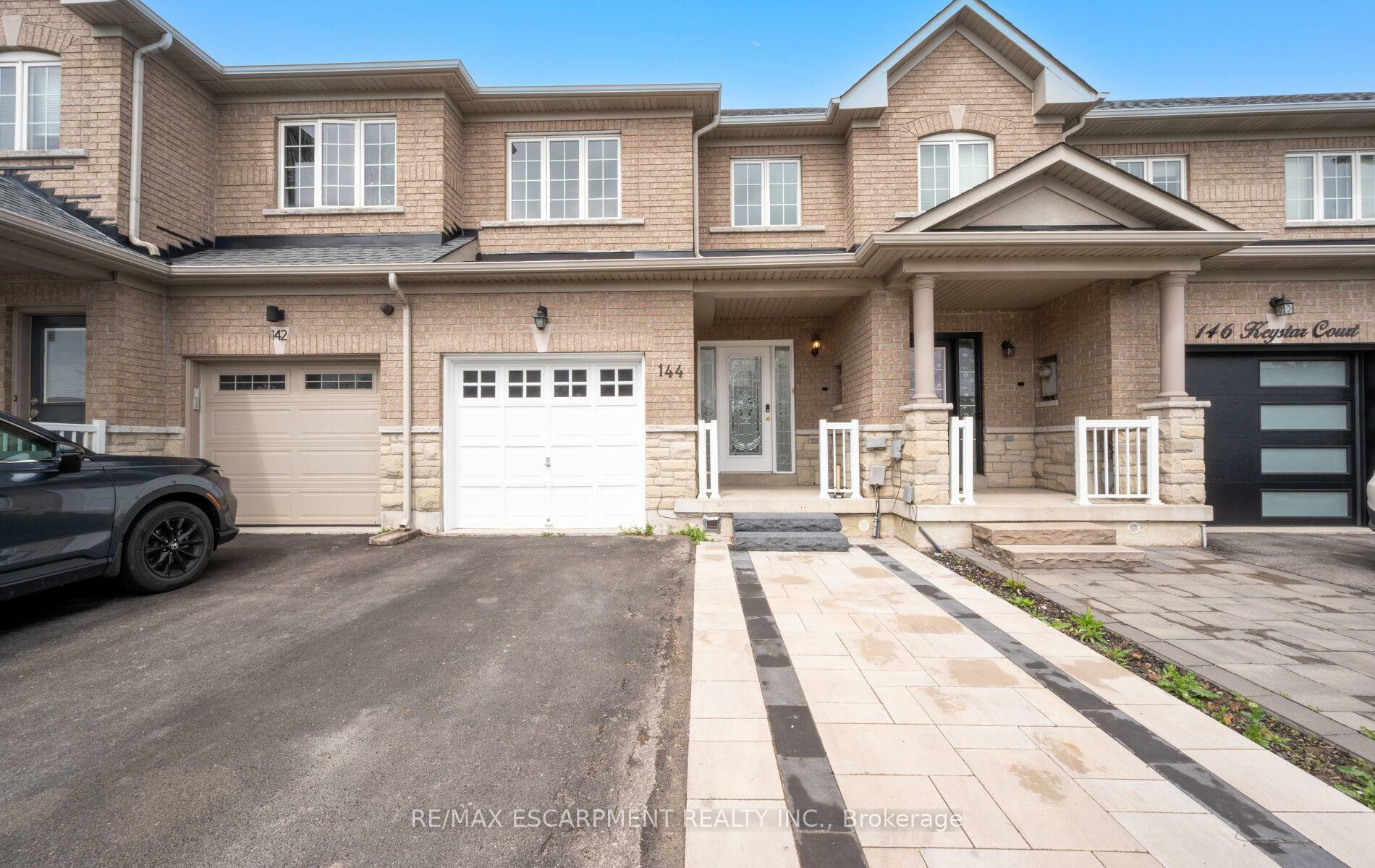 Property Photo: 144 Keystar Court ON L4H 0G8