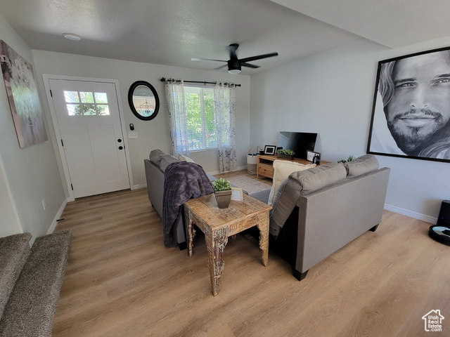 Property Photo: 5503 N Geneva Way UT 84074