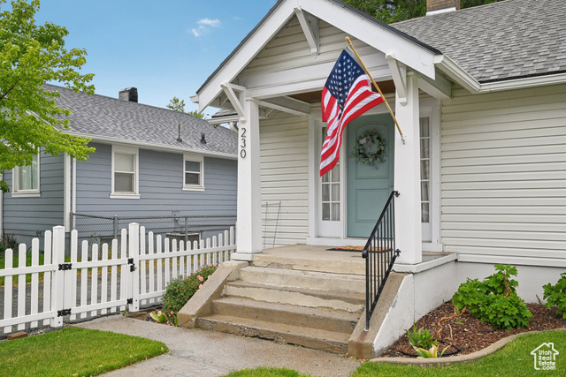 Property Photo: 230 S 600 E UT 84606
