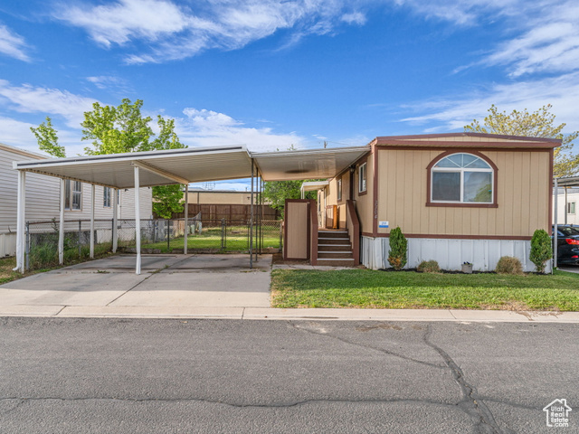 Property Photo: 3304 W Regency Park Dr N UT 84119