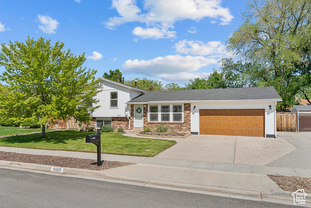 Property Photo: 10325 S 420 E UT 84070