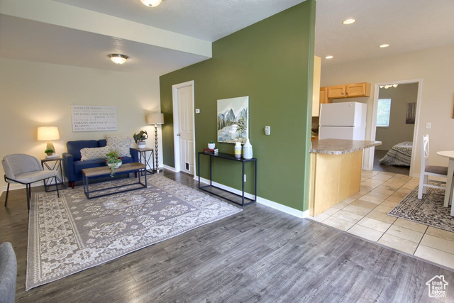 Property Photo: 380 N 500 W 202 UT 84010