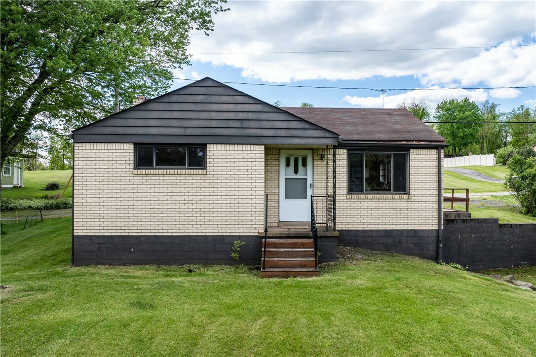 Property Photo: 341 Sycamore St PA 15126