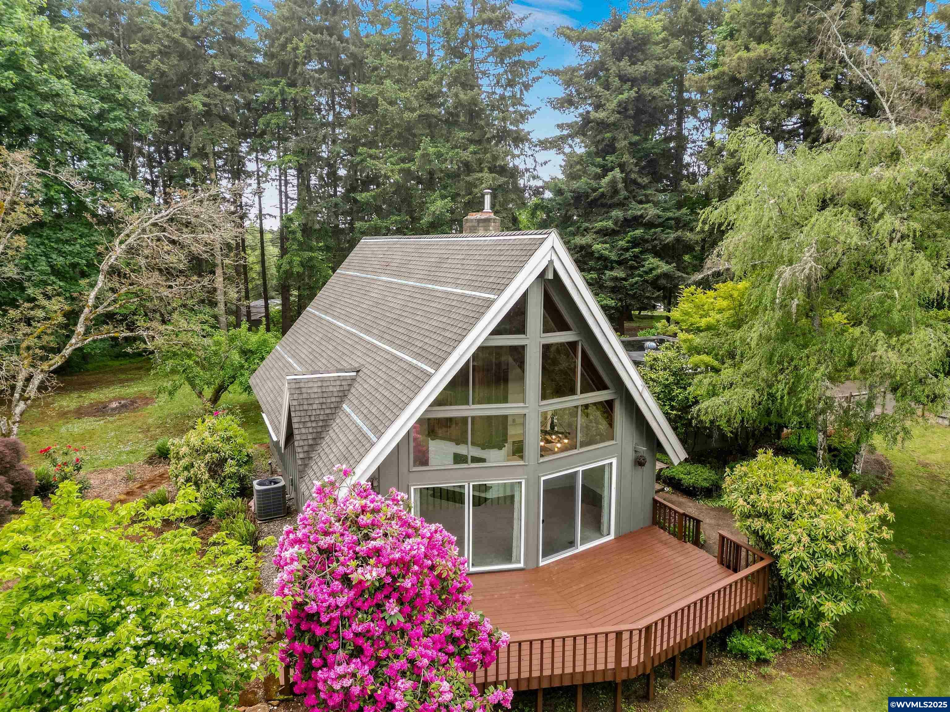Property Photo: 6182 31st Av SE OR 97317
