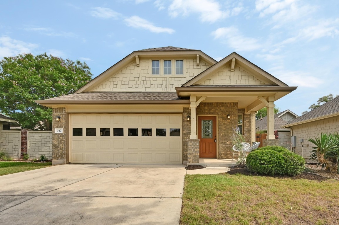 Property Photo: 342 Tilly Lane TX 78610