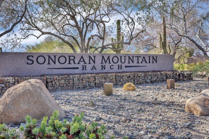 Property Photo:  6886 W Mazatzal Drive  AZ 85383 