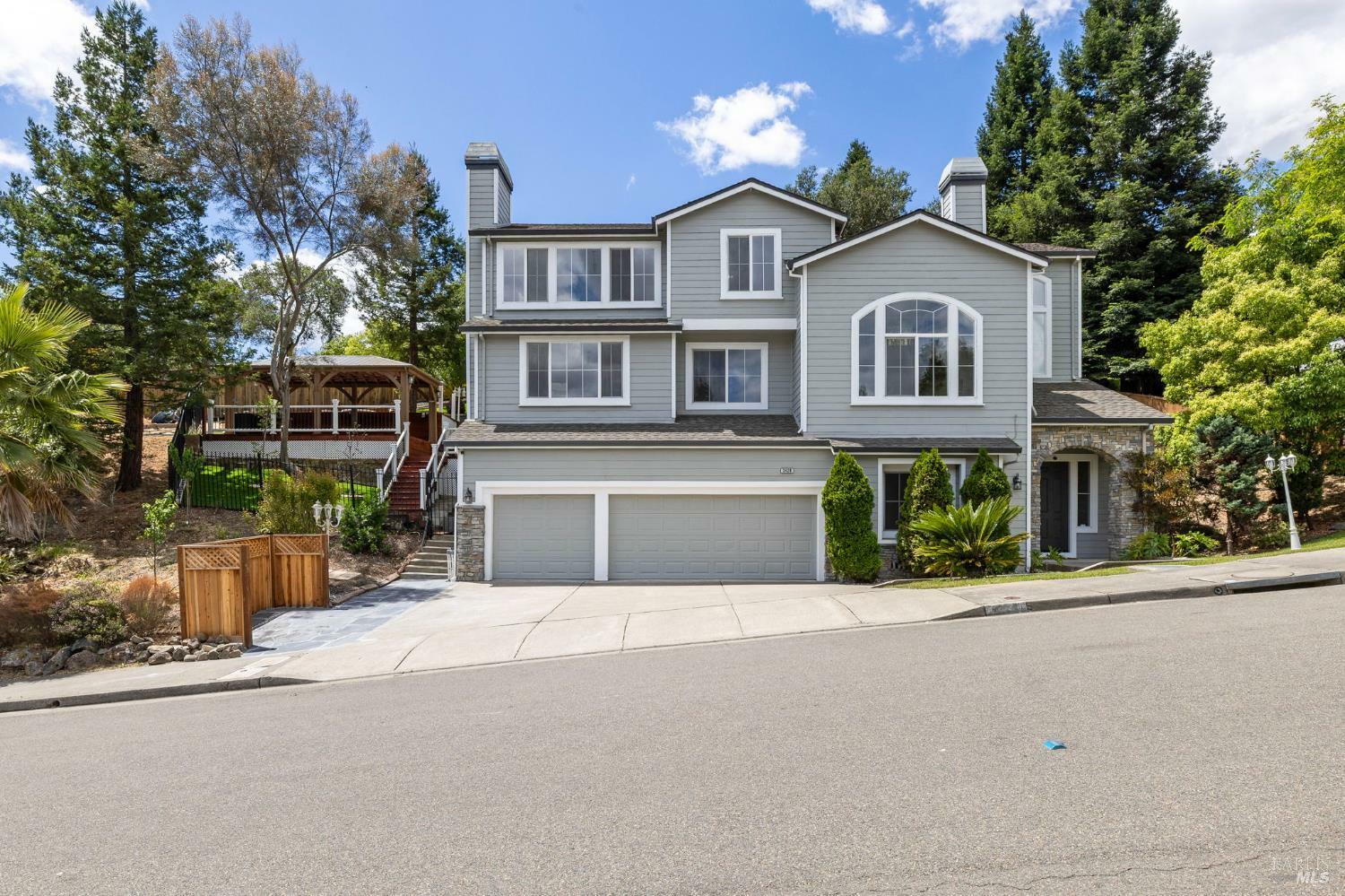 Property Photo: 3428 Lake Park Court CA 95403