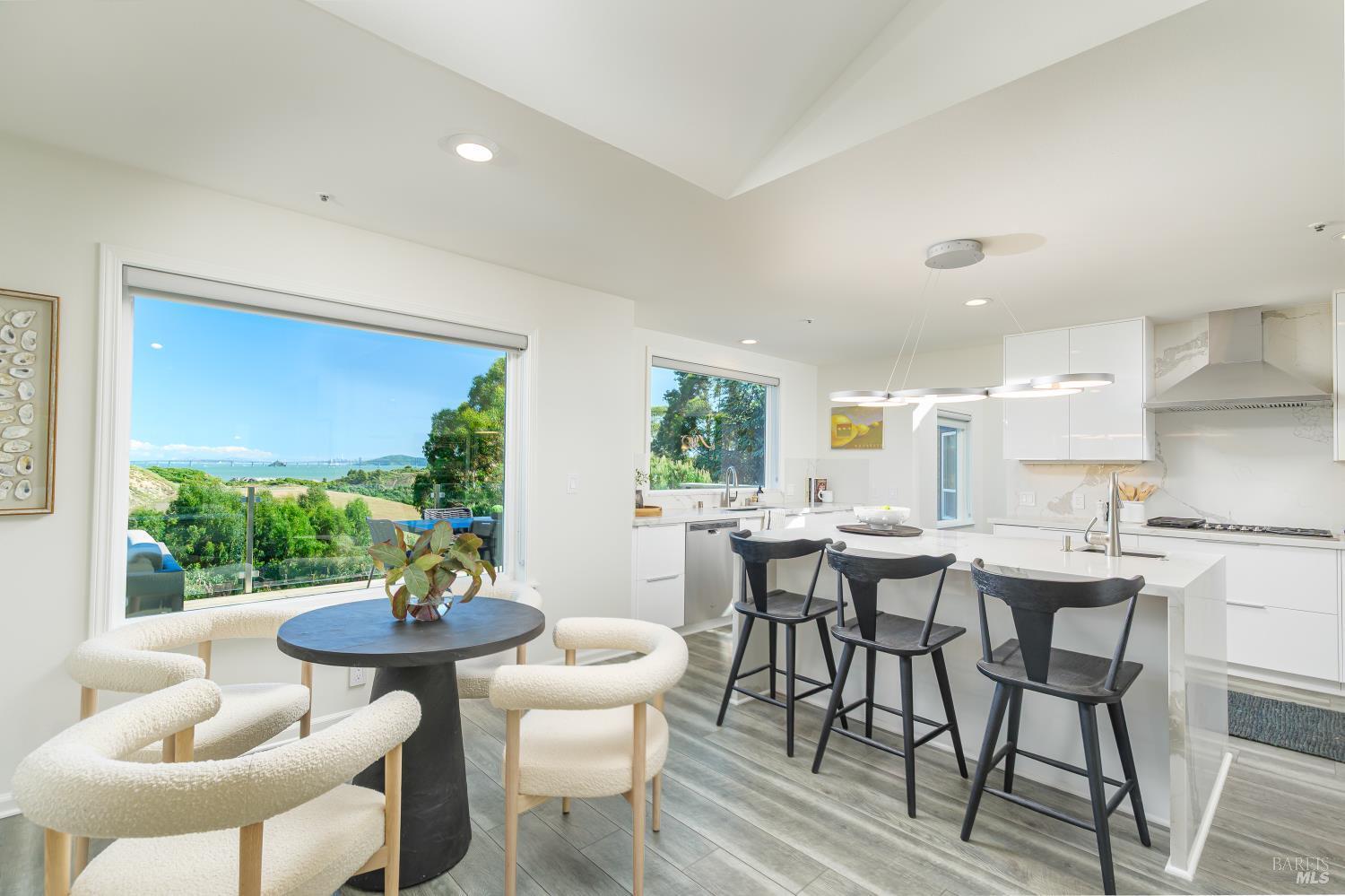 16 Marin Bay Park Court  San Rafael CA 94901 photo