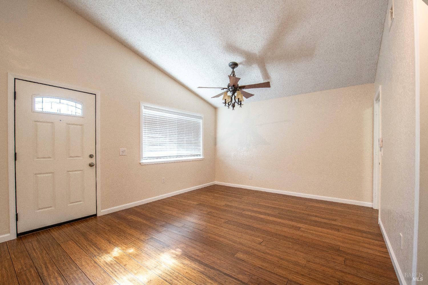 Property Photo: 948 Eve Court CA 94928