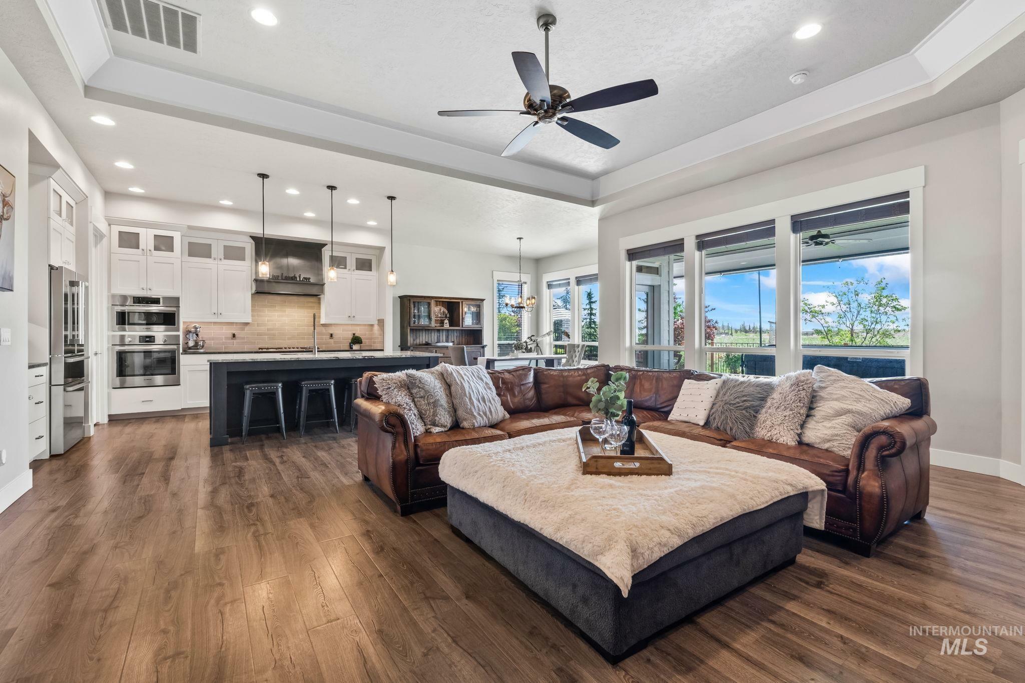 Property Photo: 7321 W Corinthia St ID 83616-4218