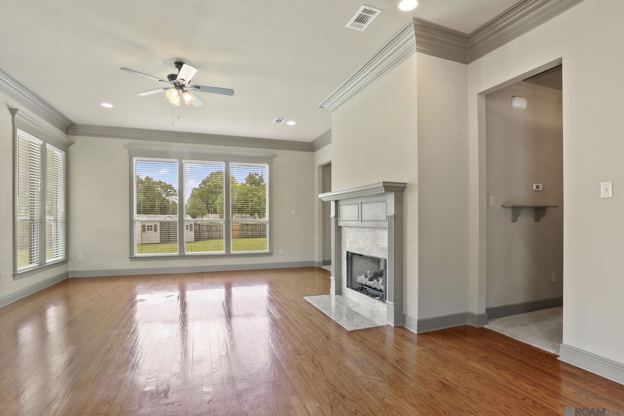 Property Photo:  1644 Pecan Crossing Ave  LA 70791 