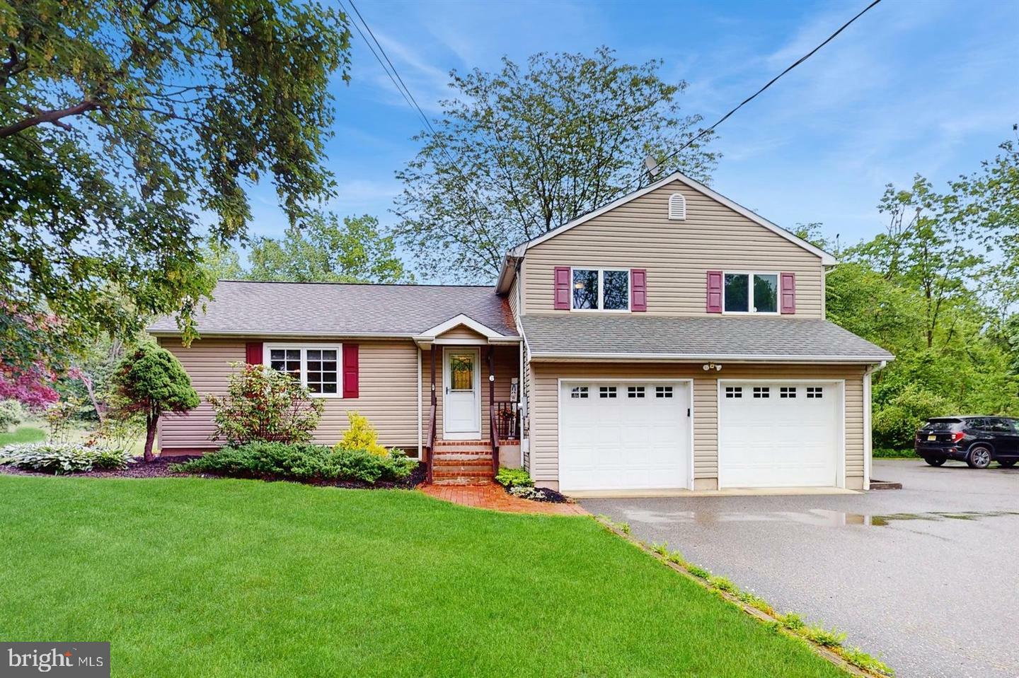 6 John Ringo Road  Ringoes NJ 08551 photo