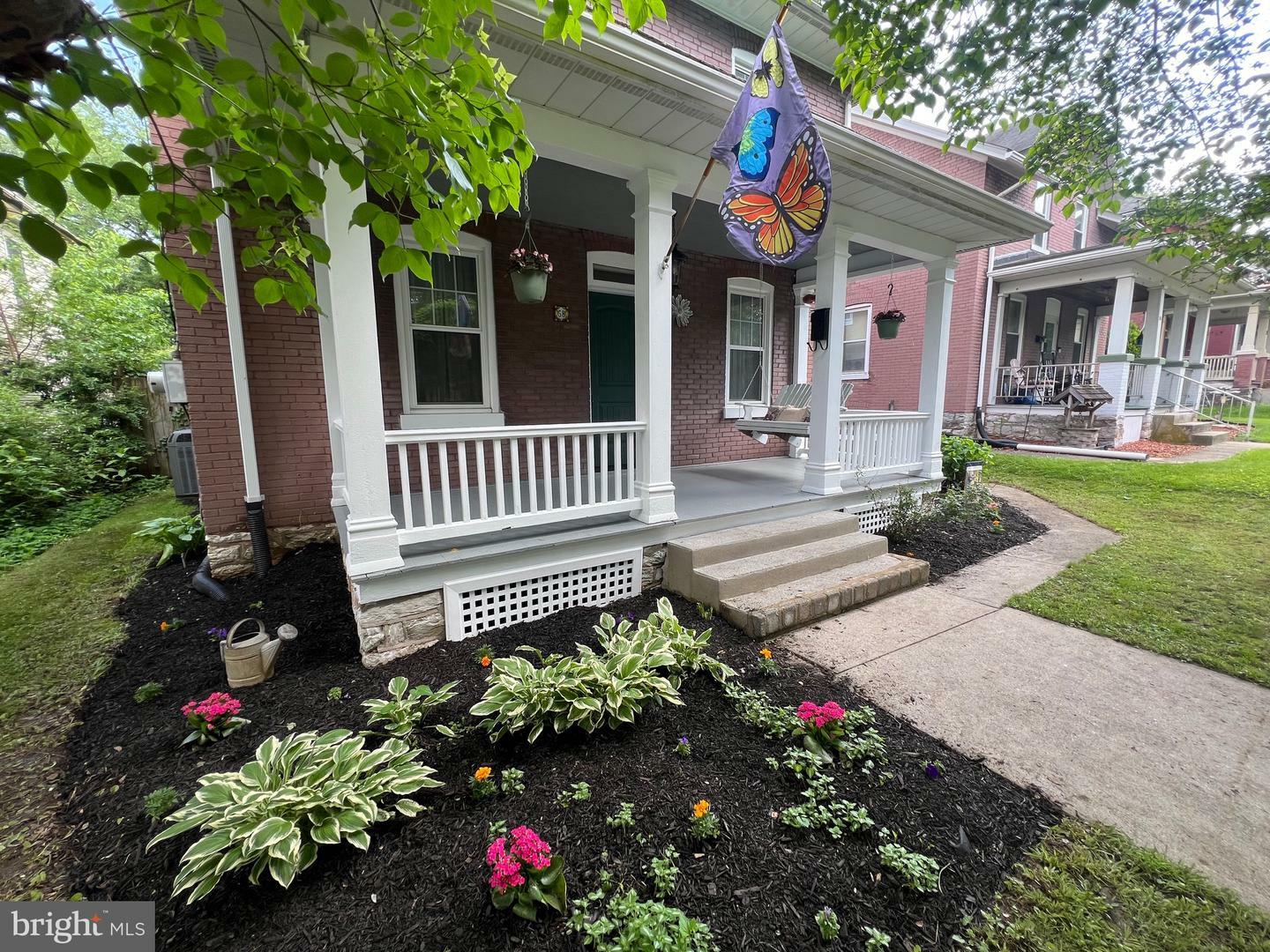 Property Photo: 58 E Areba Avenue PA 17033