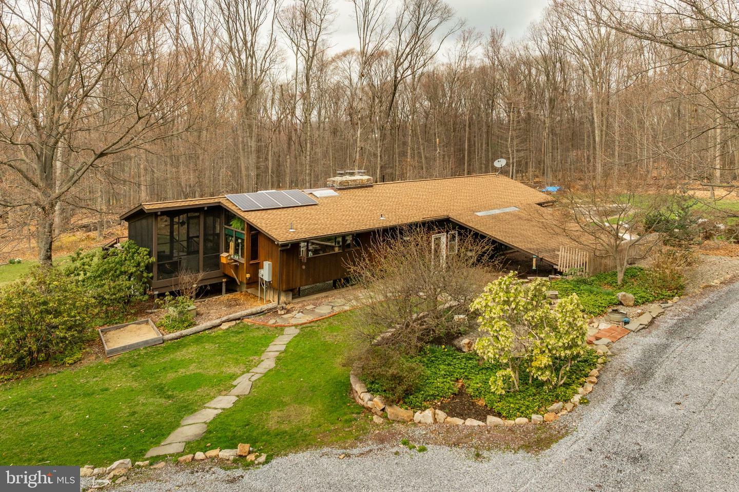 Property Photo: 1220 Morgantown Road PA 19543