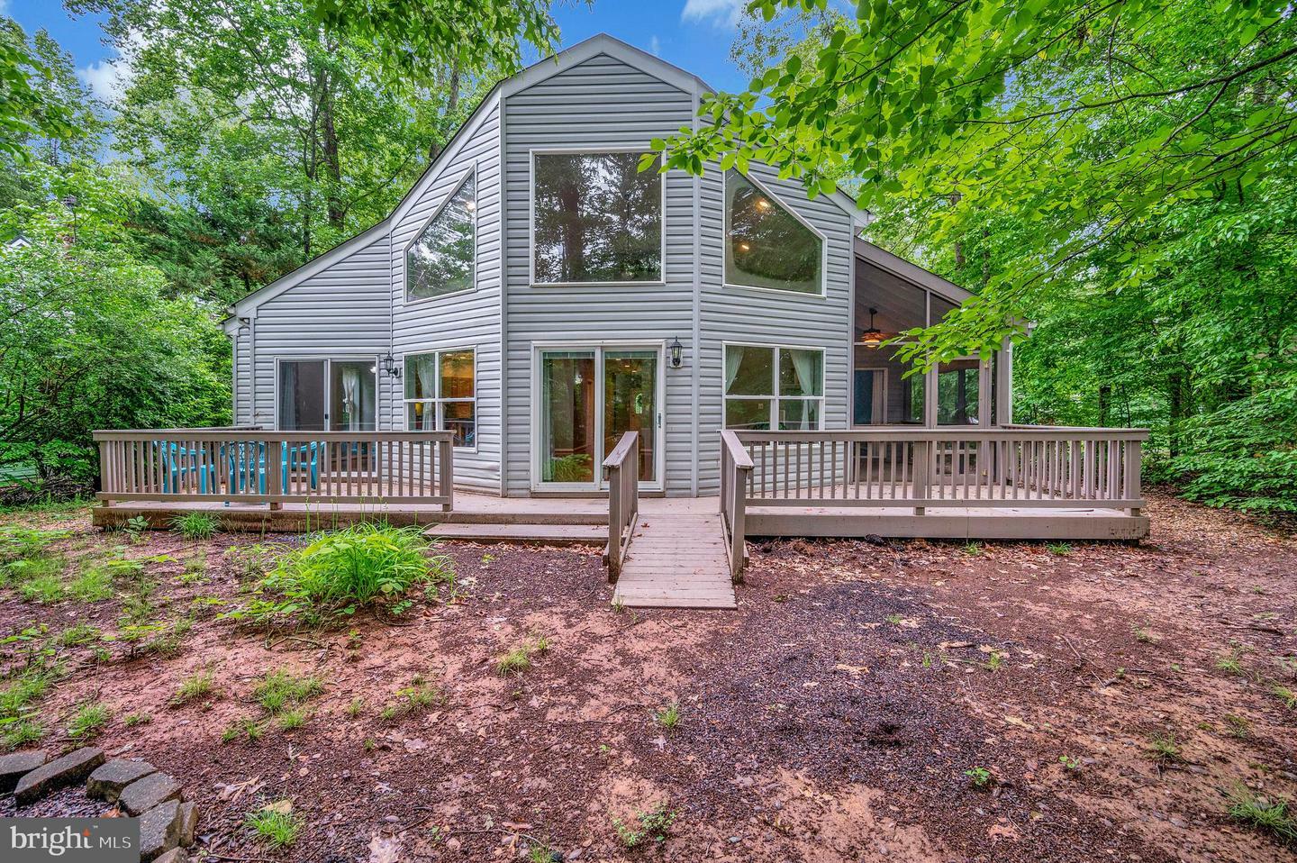 Property Photo: 104 Birch Court VA 22508