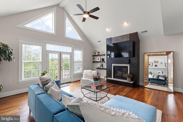 Property Photo: 320 Linden Drive VA 22601