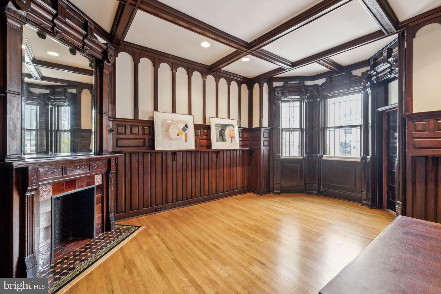 Property Photo: 2012 R Street NW DC 20009