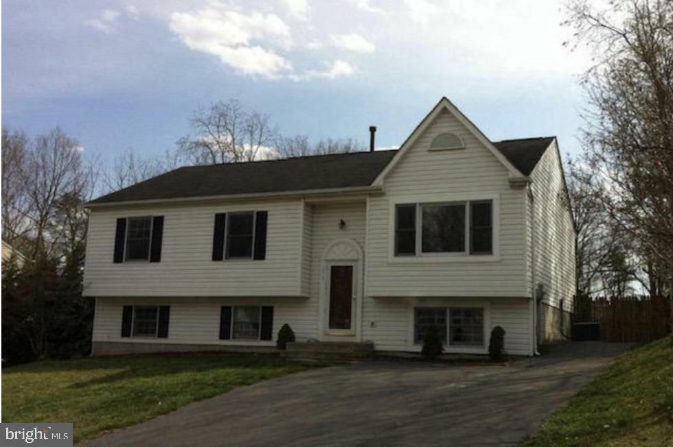 Property Photo: 303 Pembridge Drive VA 22602