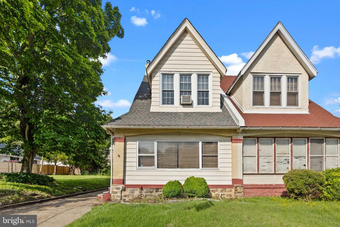 Property Photo: 917 Foulkrod Street PA 19124
