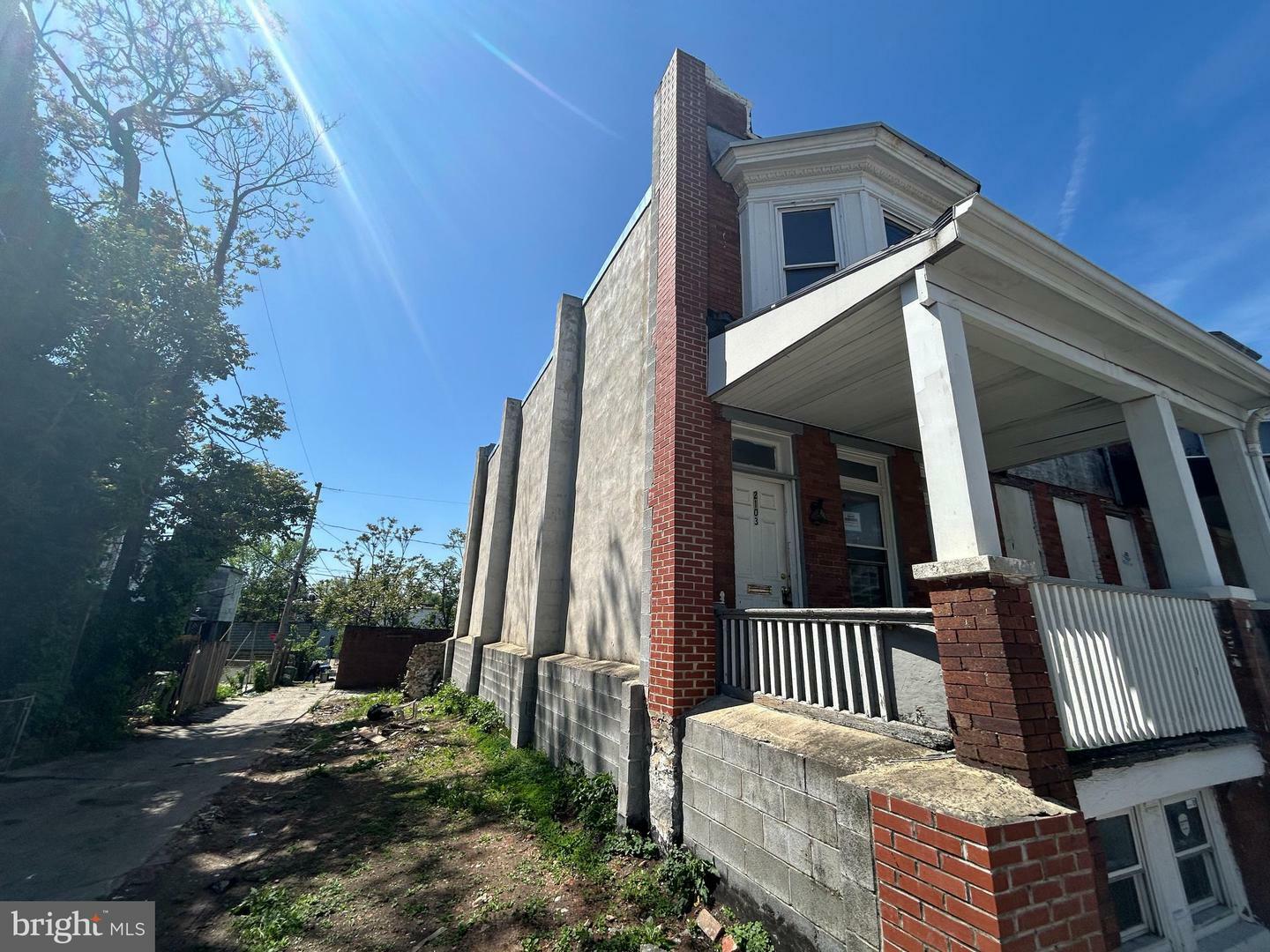 Property Photo: 2103 Westwood Avenue MD 21217