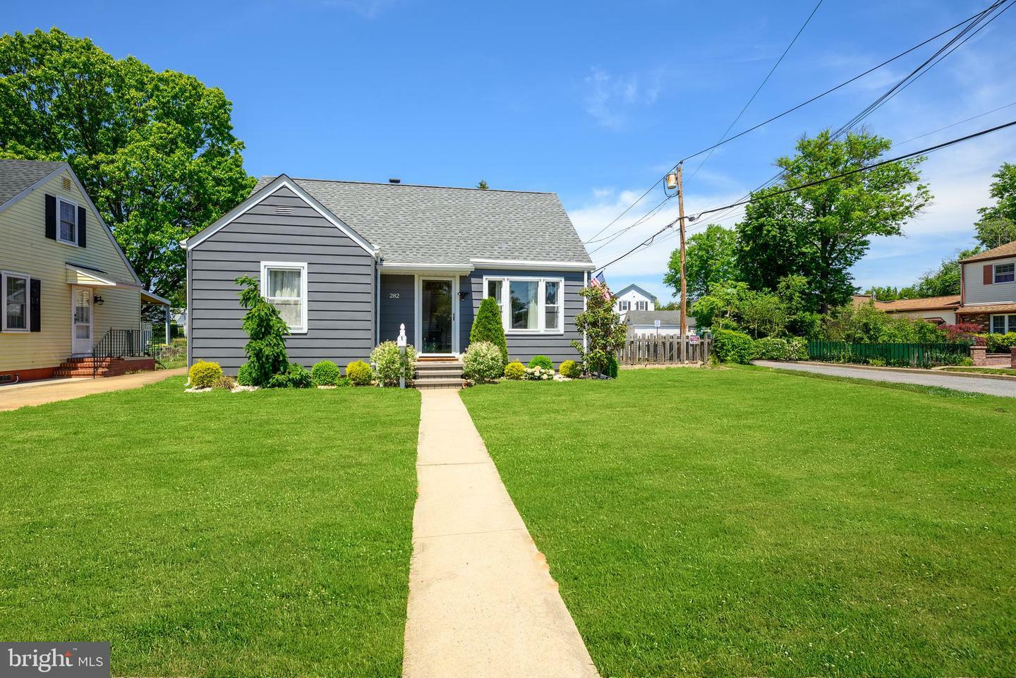 282 Eaton Avenue  Hamilton NJ 08619 photo