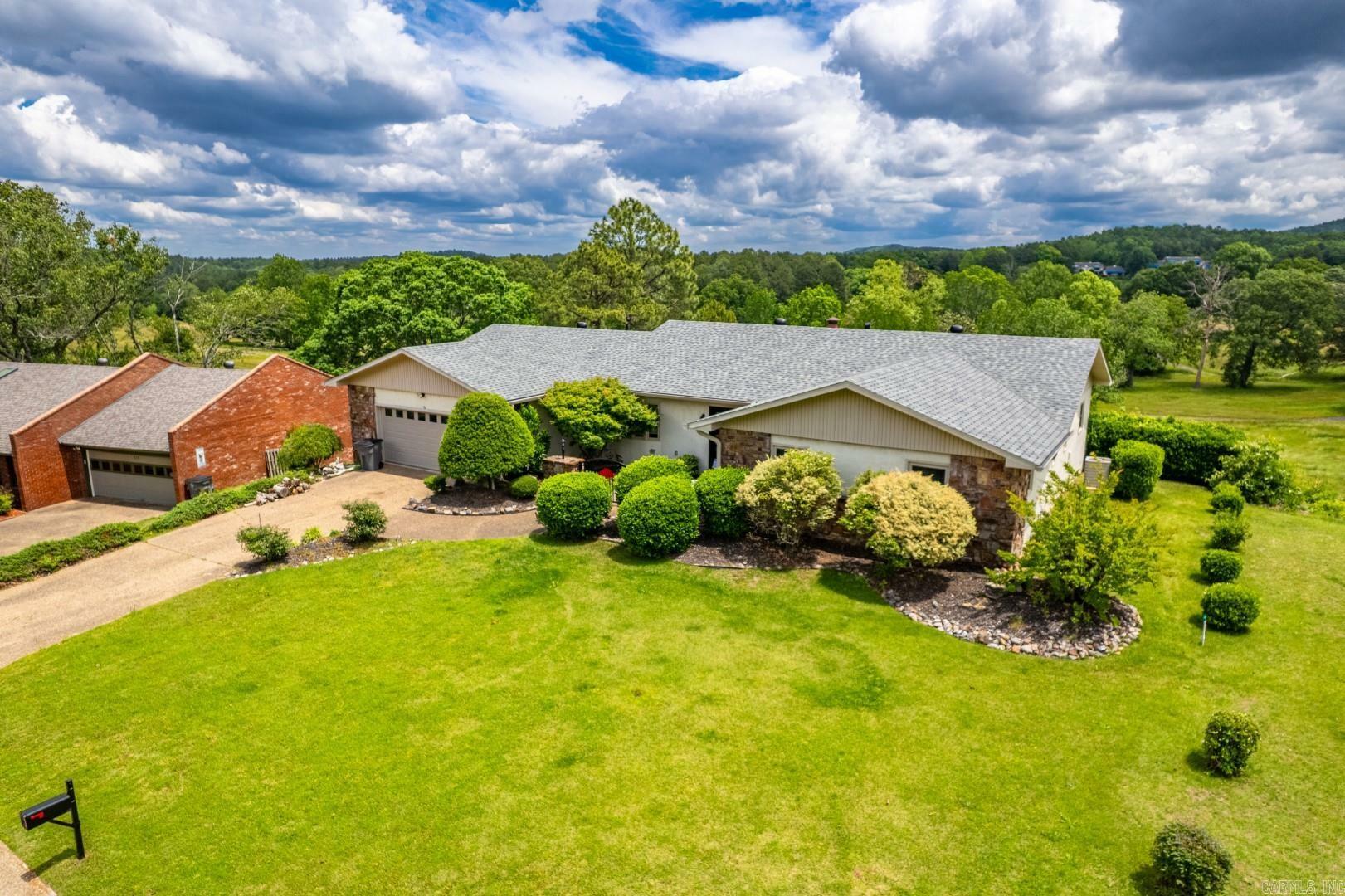 Property Photo: 217 Ridge One Circle AR 71901