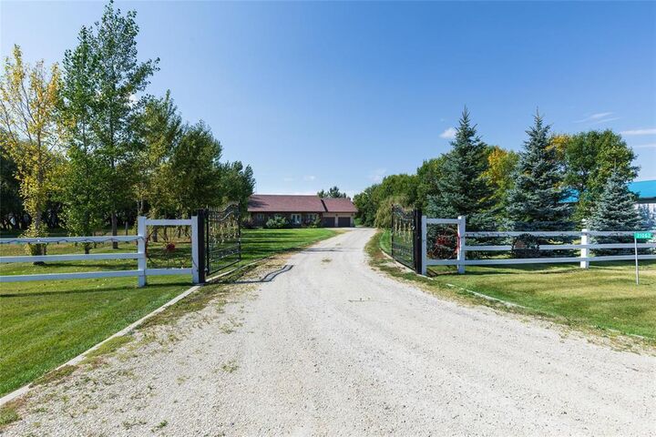 Property Photo: 21062 33 Road East MB R0A 0J0