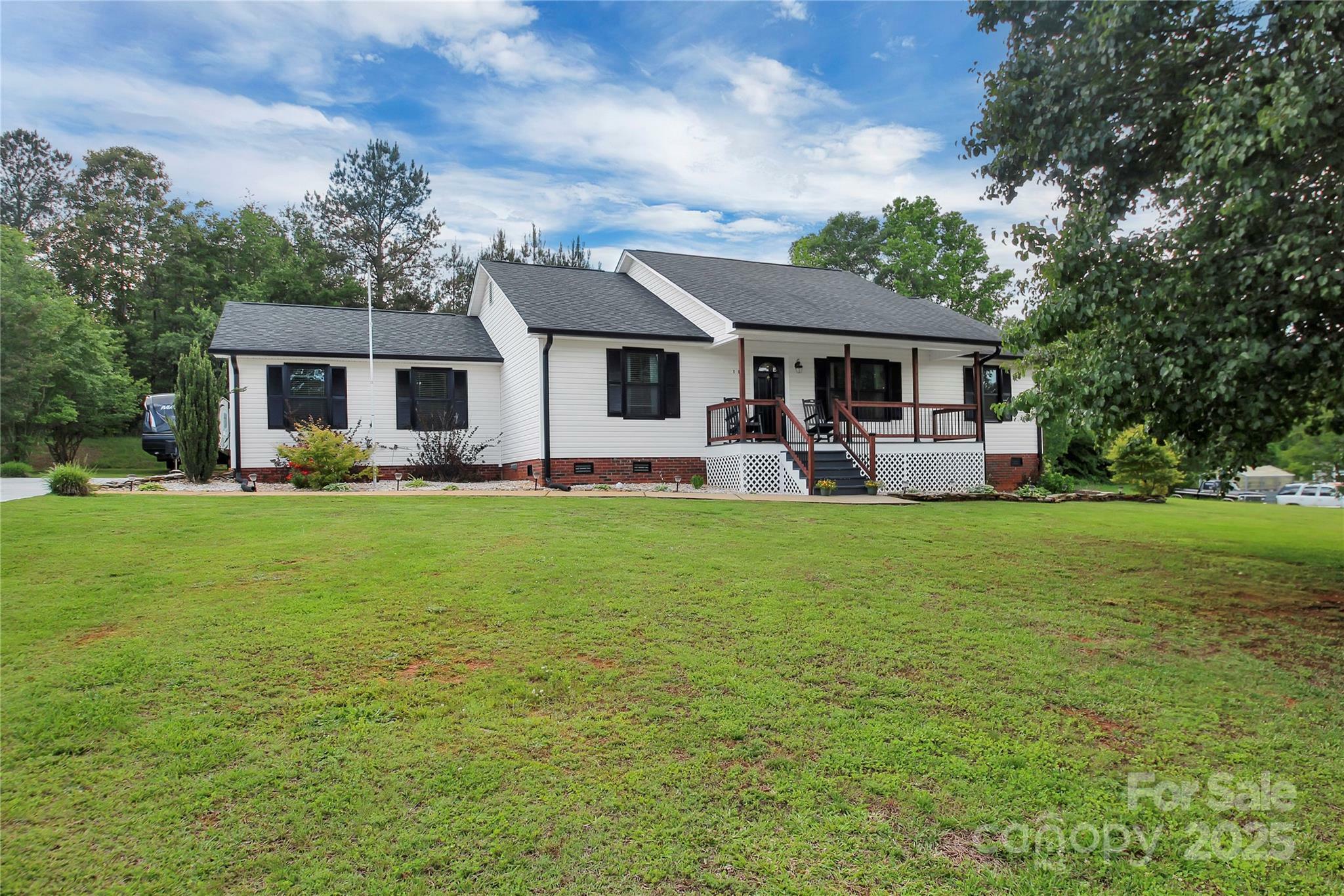 Property Photo:  118 Harvey Vale Circle  SC 29702 