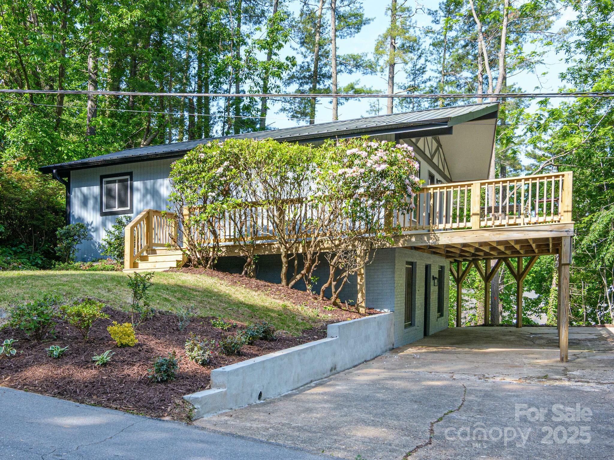 Property Photo: 23 Leisure Mountain Road NC 28804
