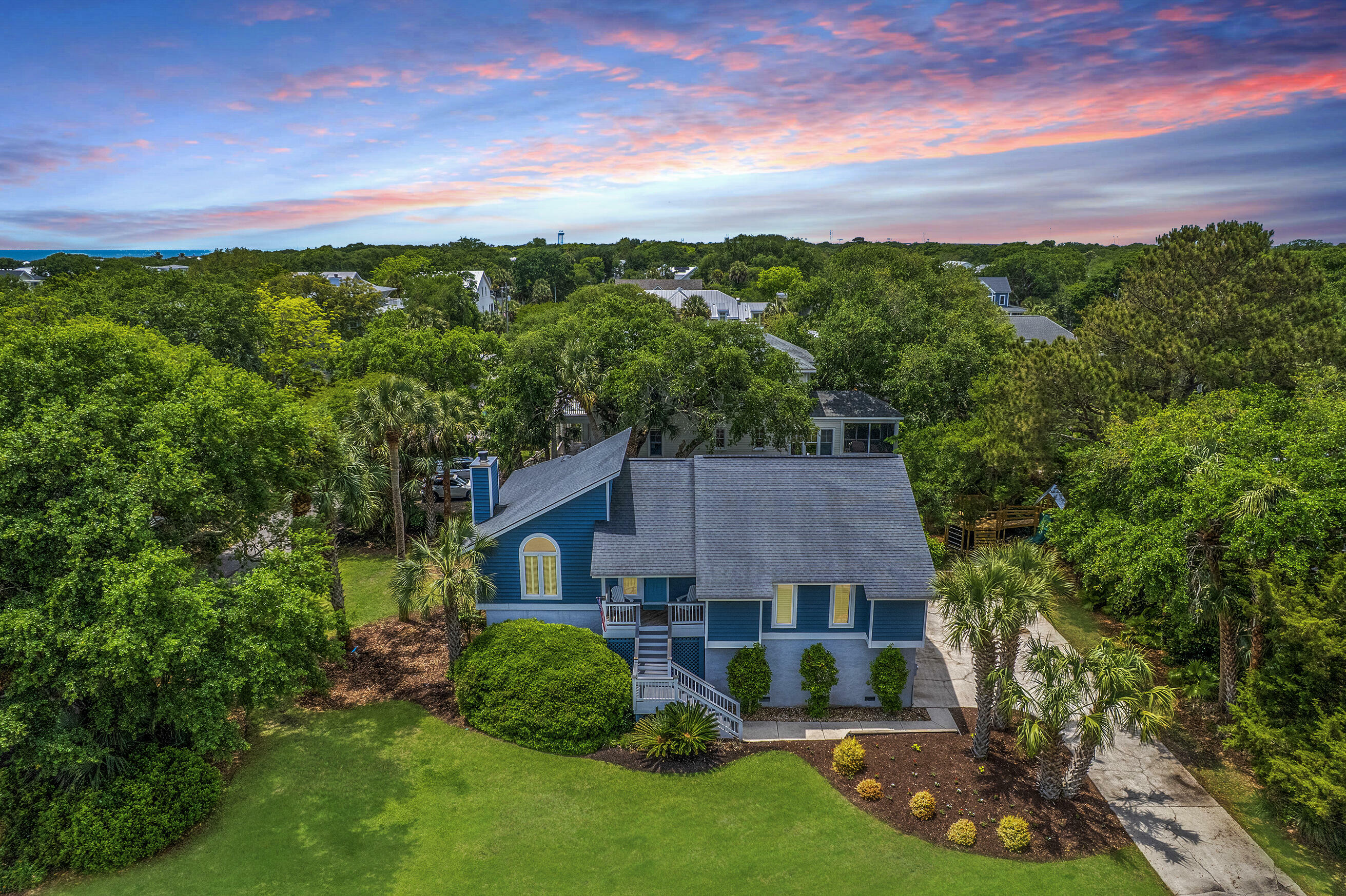 13 32nd Avenue  Isle of Palms SC 29451 photo