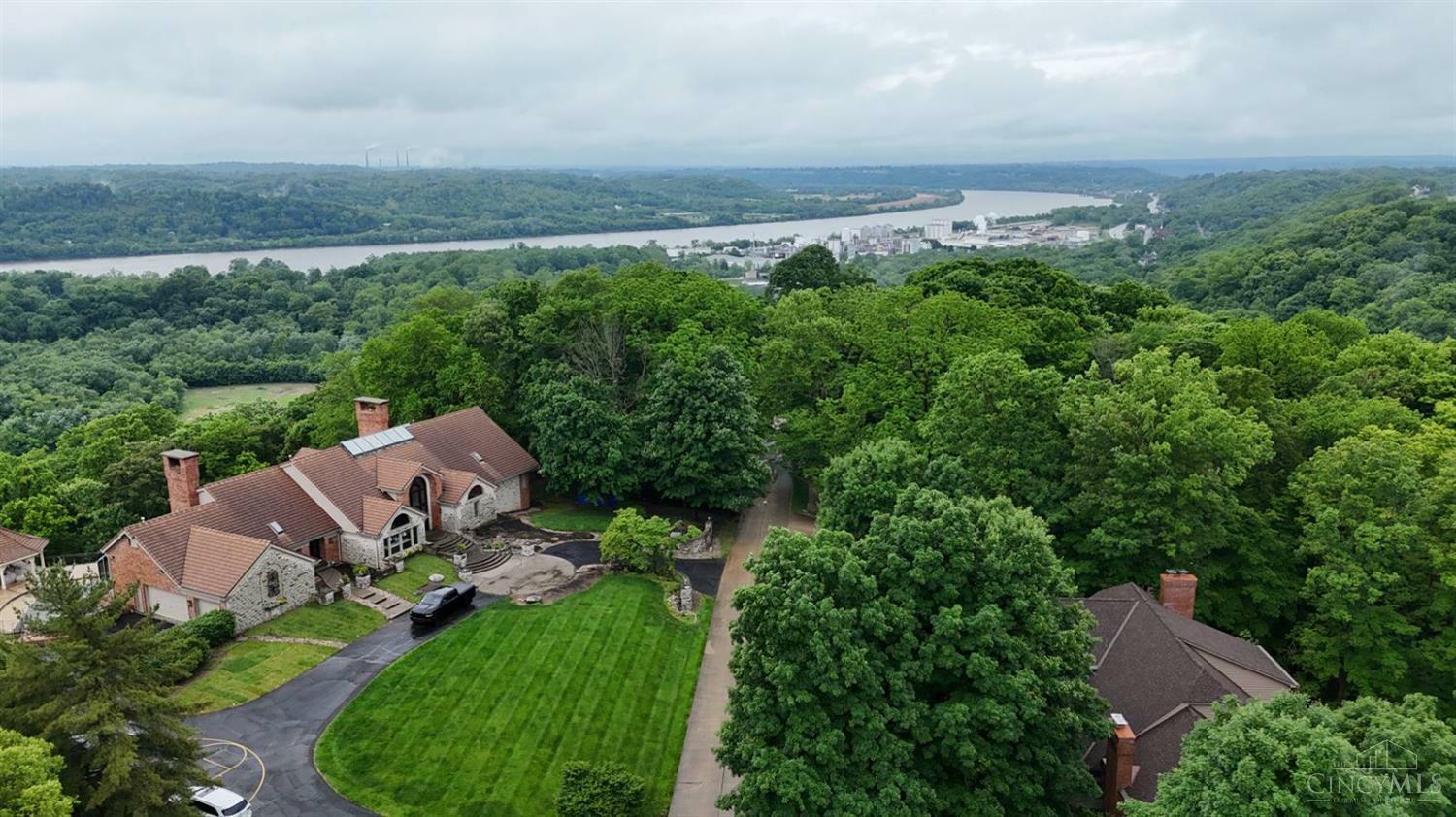 Property Photo: 0 Southpointe Drive OH 45233