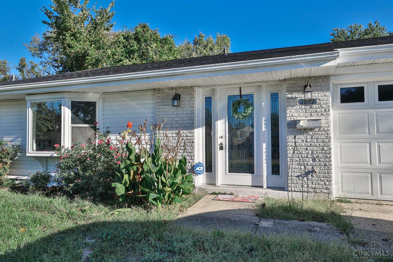 Property Photo: 2052 Rubicon Place OH 45240