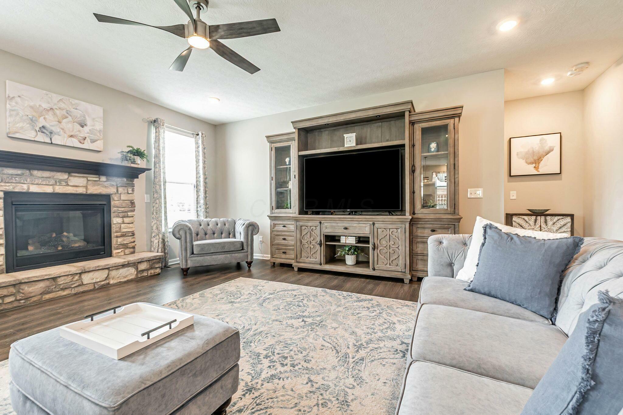 Property Photo: 6401 Johnnycake Lane OH 43021
