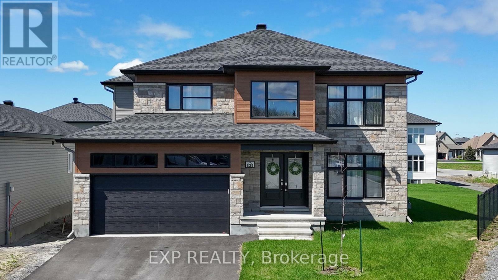 Property Photo:  639 Montessor Crescent  ON K0A 3K0 