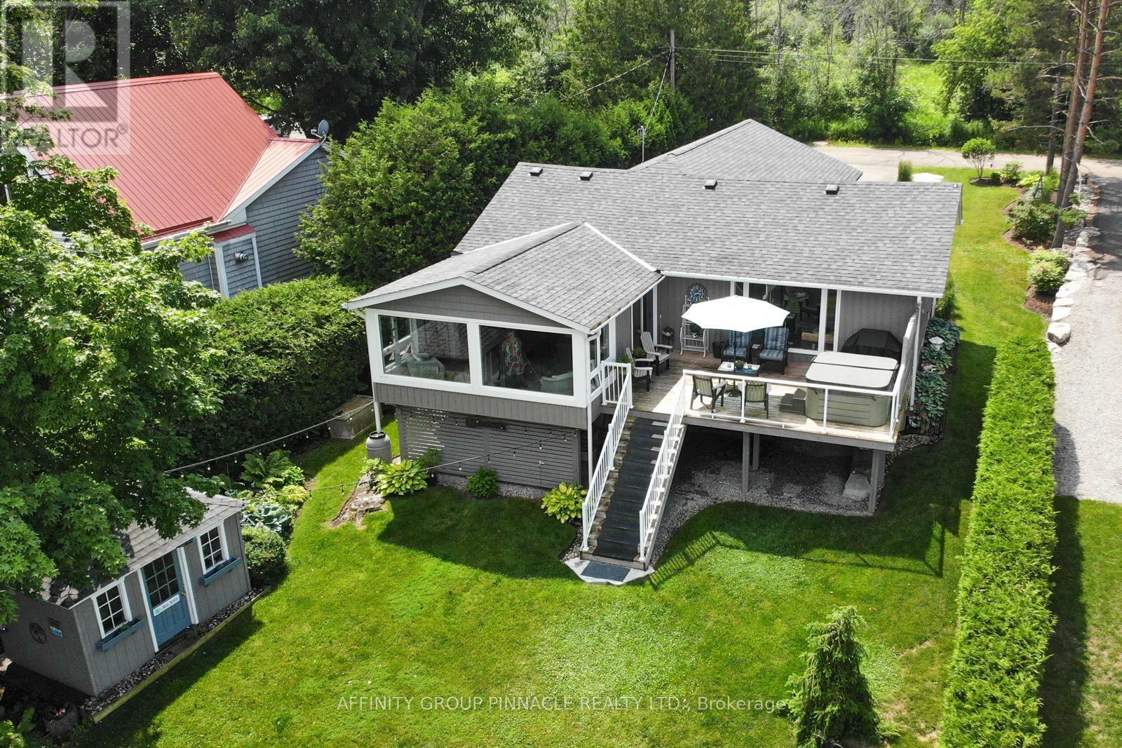 Property Photo: 64 Glenvale Drive ON K0M 1G0