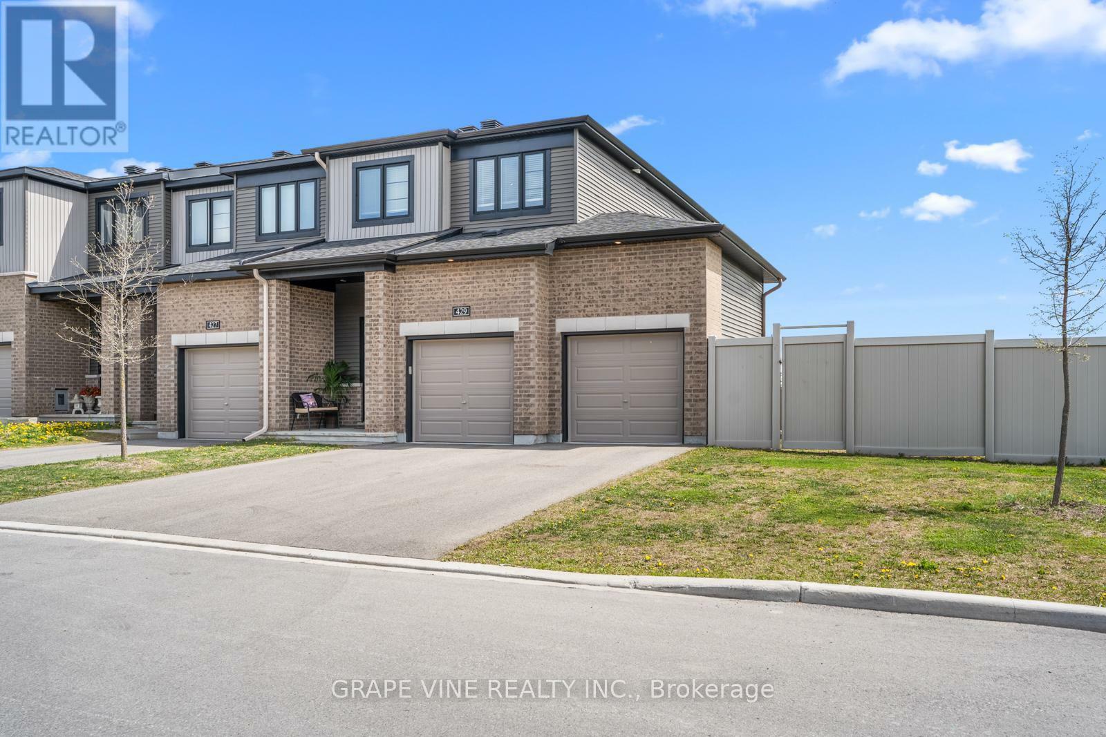 Property Photo: 429 Kayak Street ON K2J 6P3
