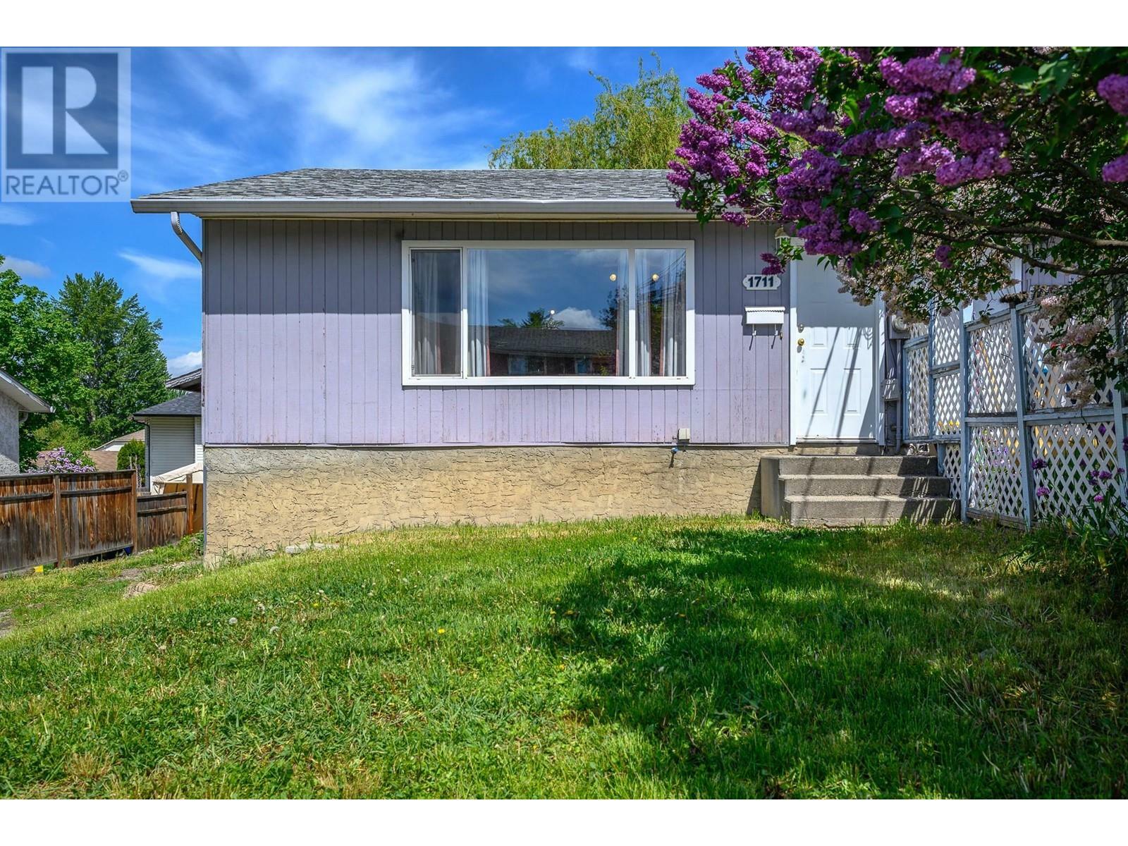 Photo de la propriété: 1711 41 Avenue BC V1T 7M8