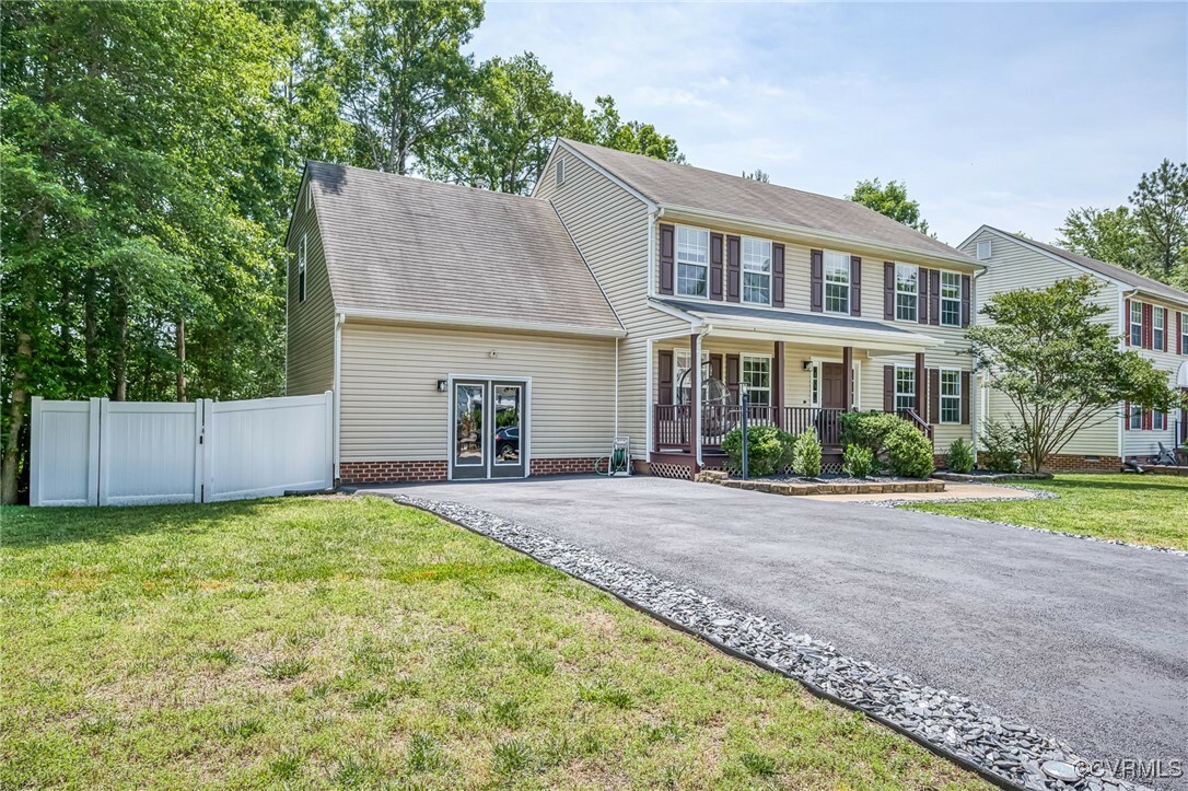 Property Photo: 7107 Dortonway Place VA 23832