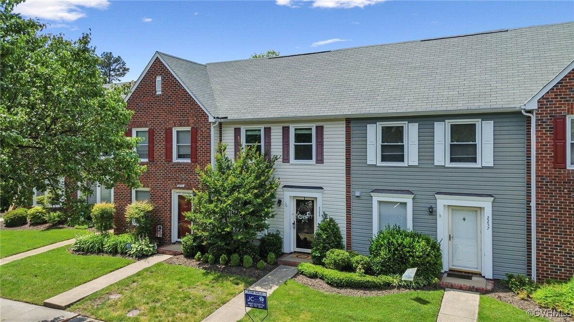Property Photo: 2255 High Bush Circle VA 23060