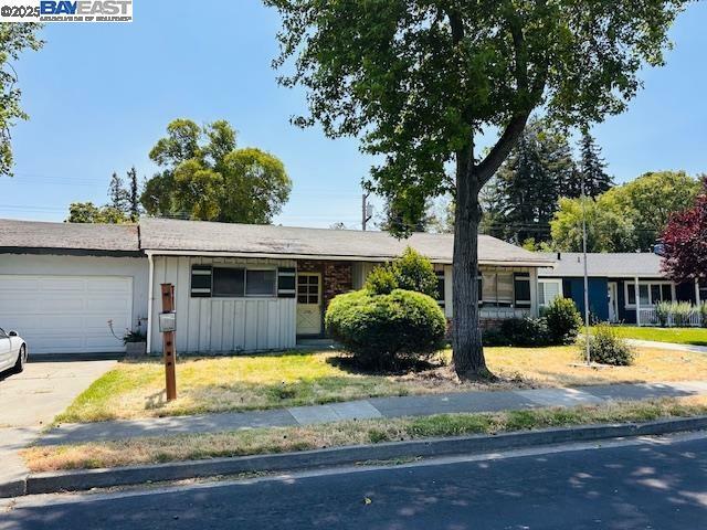 Property Photo: 7516 Hillrose Dr CA 94568
