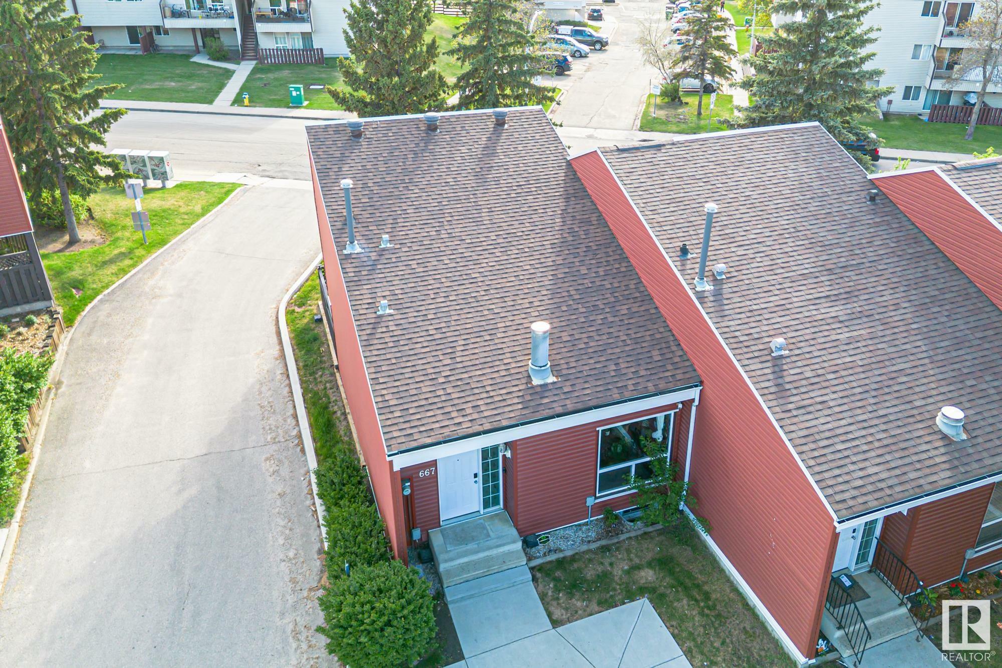 Property Photo: 667 Millbourne Rd NW AB T6K 3H3