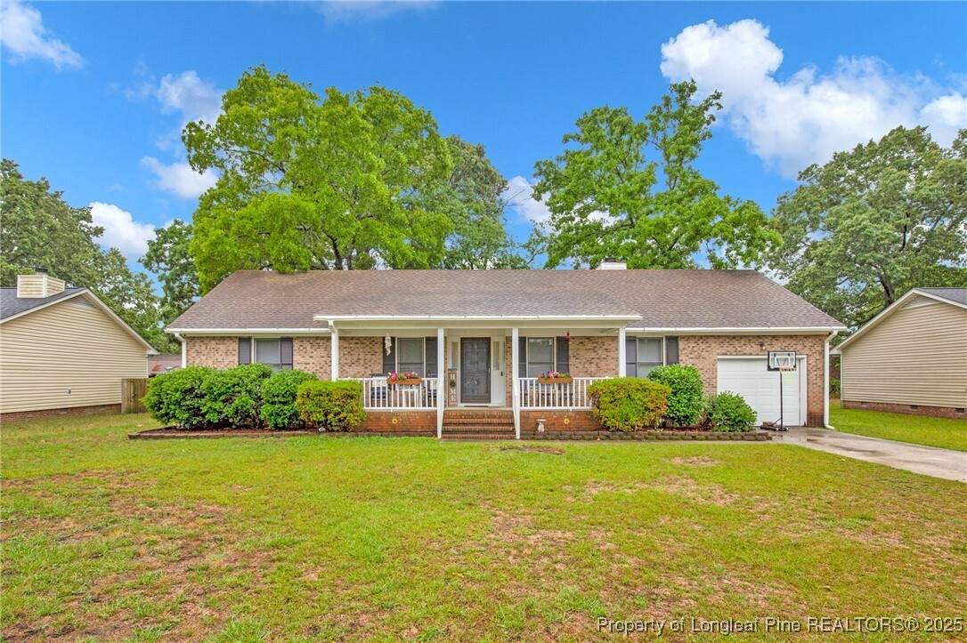 Property Photo: 6956 Calamar Drive NC 28314